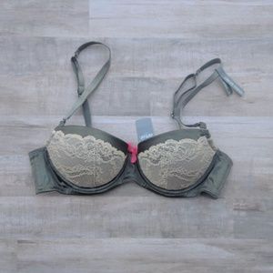 RARE Aerie Limited Edition Holly Bra
